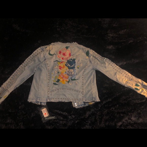Jean jacket - Picture 3 of 6